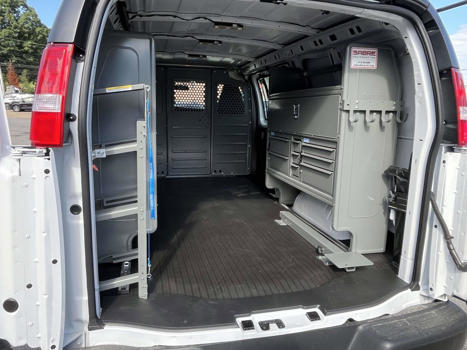 2025 Chevrolet Express Cargo 2500 WT