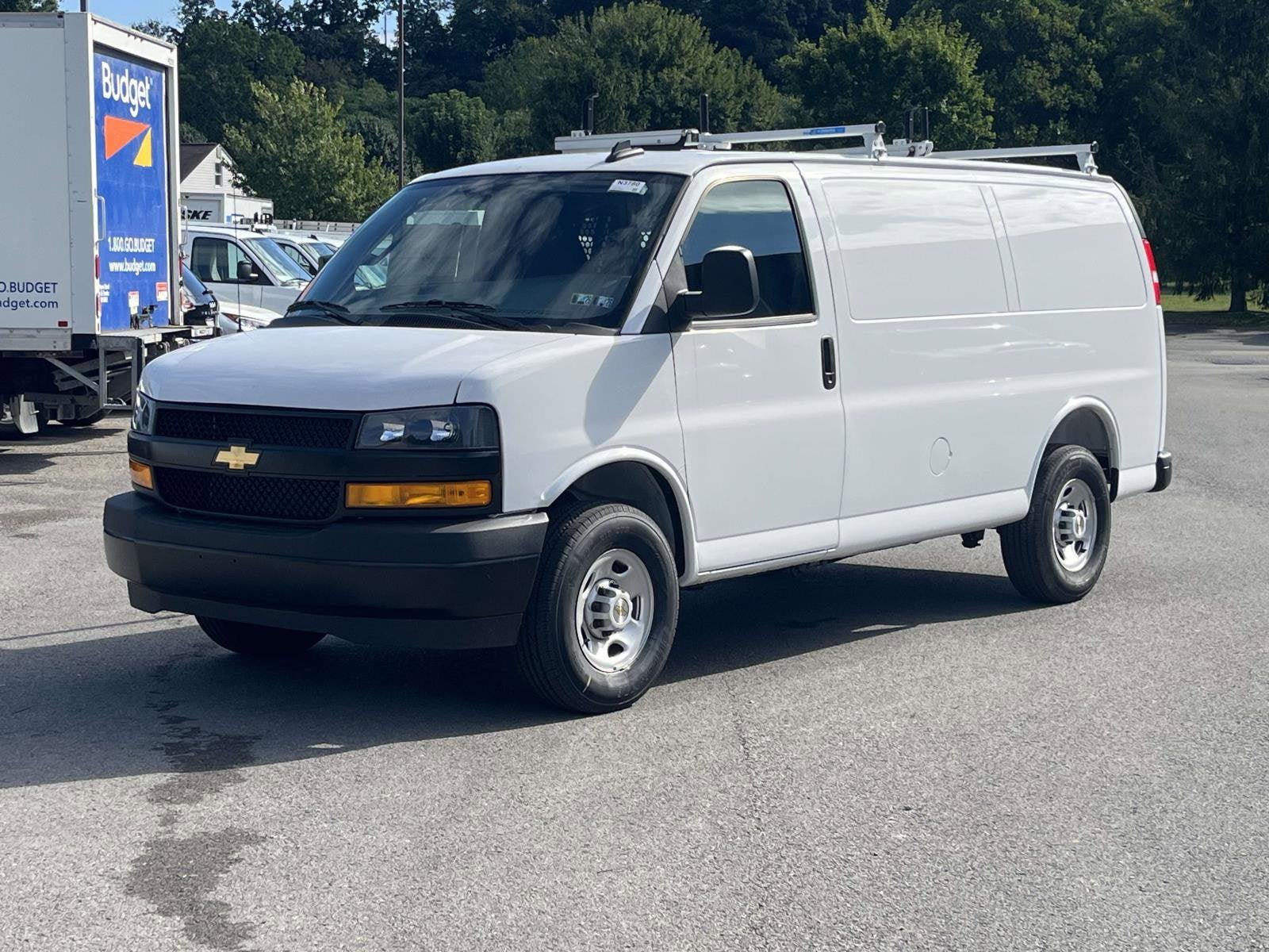 2025 Chevrolet Express Cargo 2500 WT