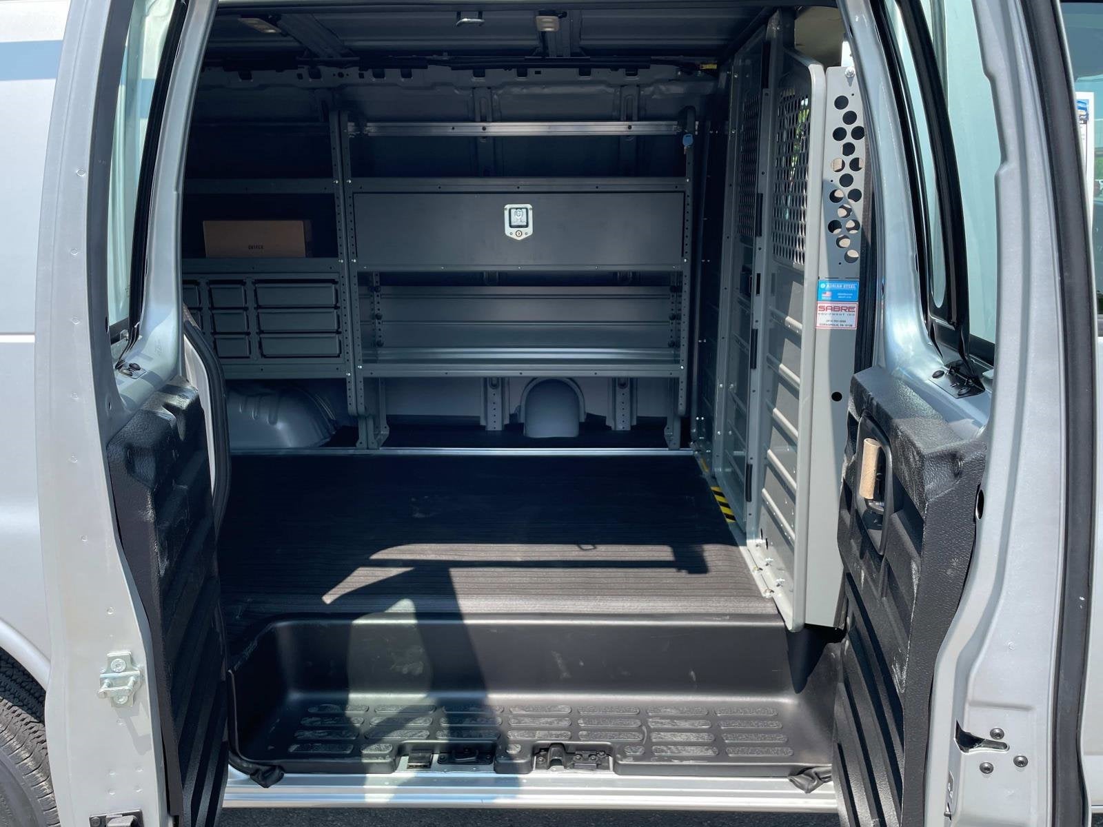 2025 Chevrolet Express Cargo 2500 WT