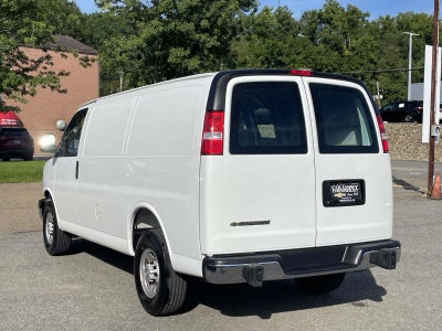 2025 Chevrolet Express Cargo WT