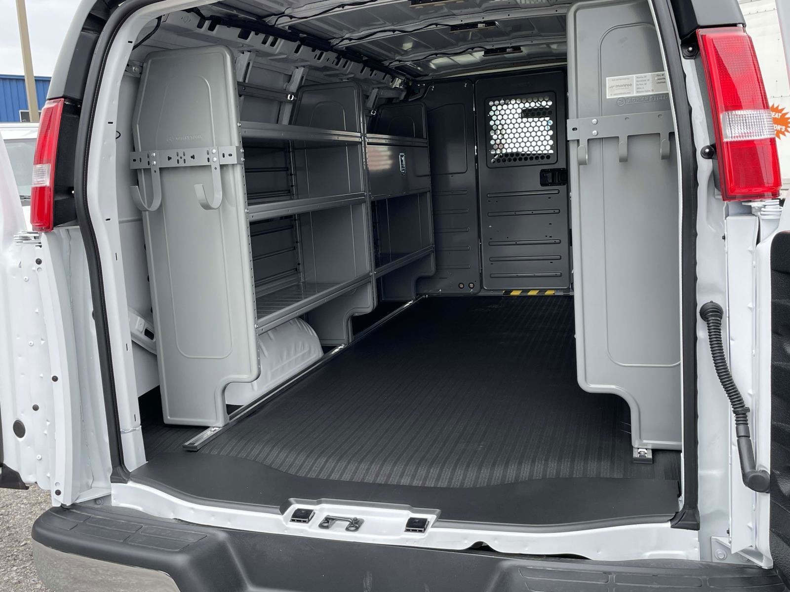 2025 Chevrolet Express Cargo 2500 WT