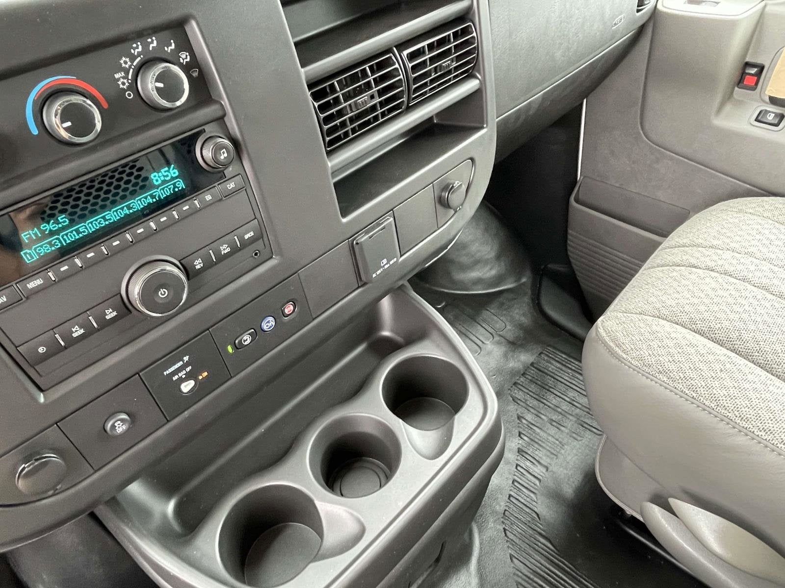 2025 Chevrolet Express Cargo 2500 WT