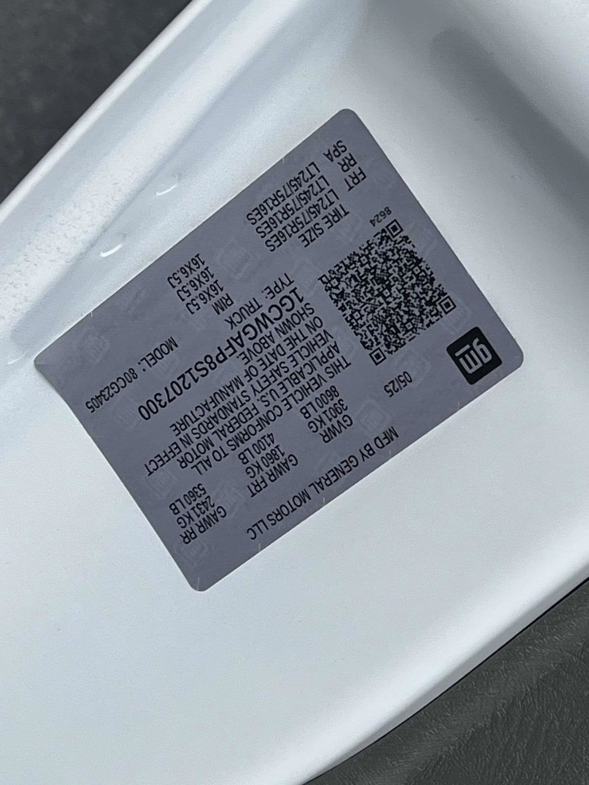 2025 Chevrolet Express Cargo 2500 WT