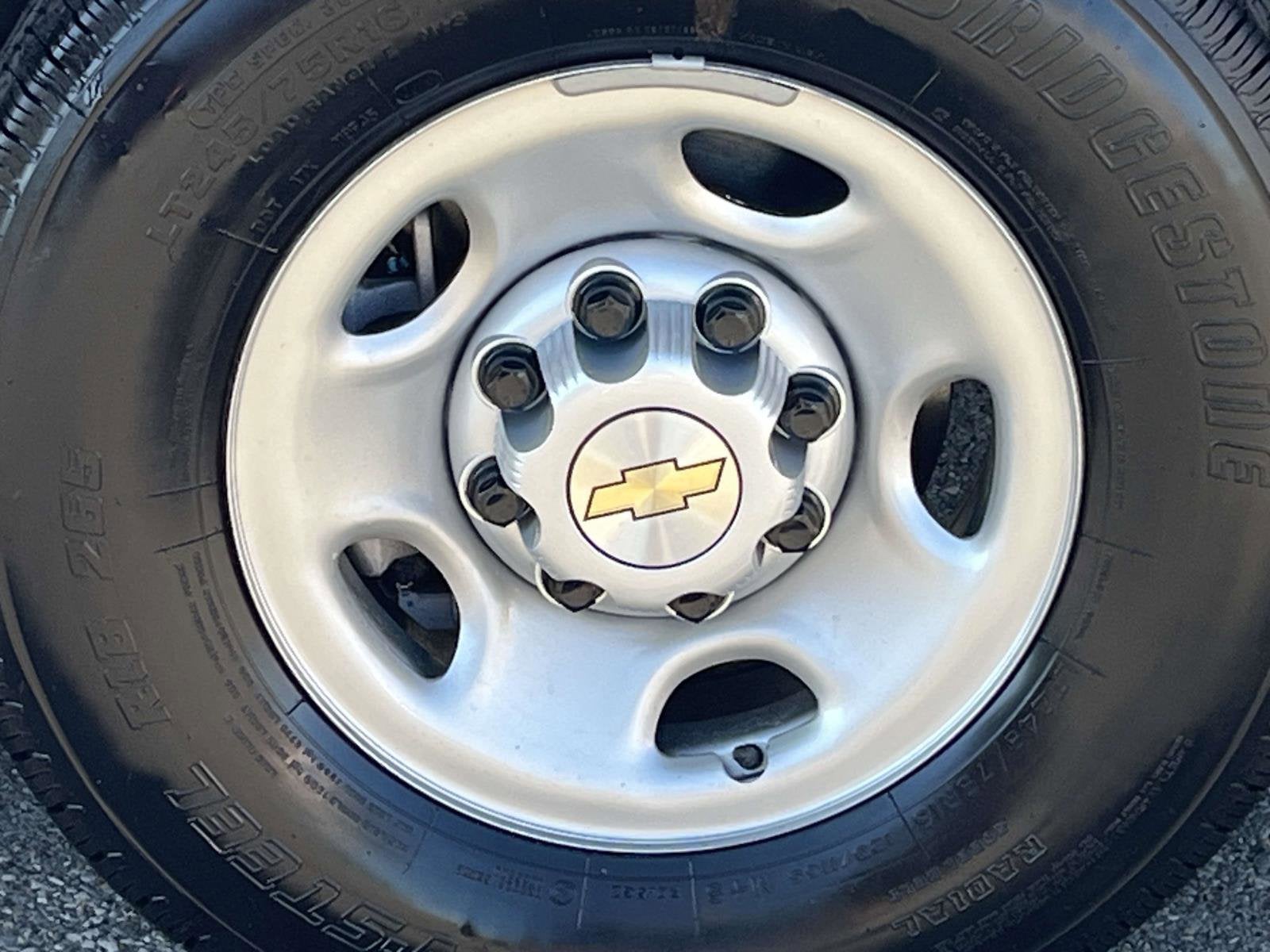 2025 Chevrolet Express Cargo 2500 WT