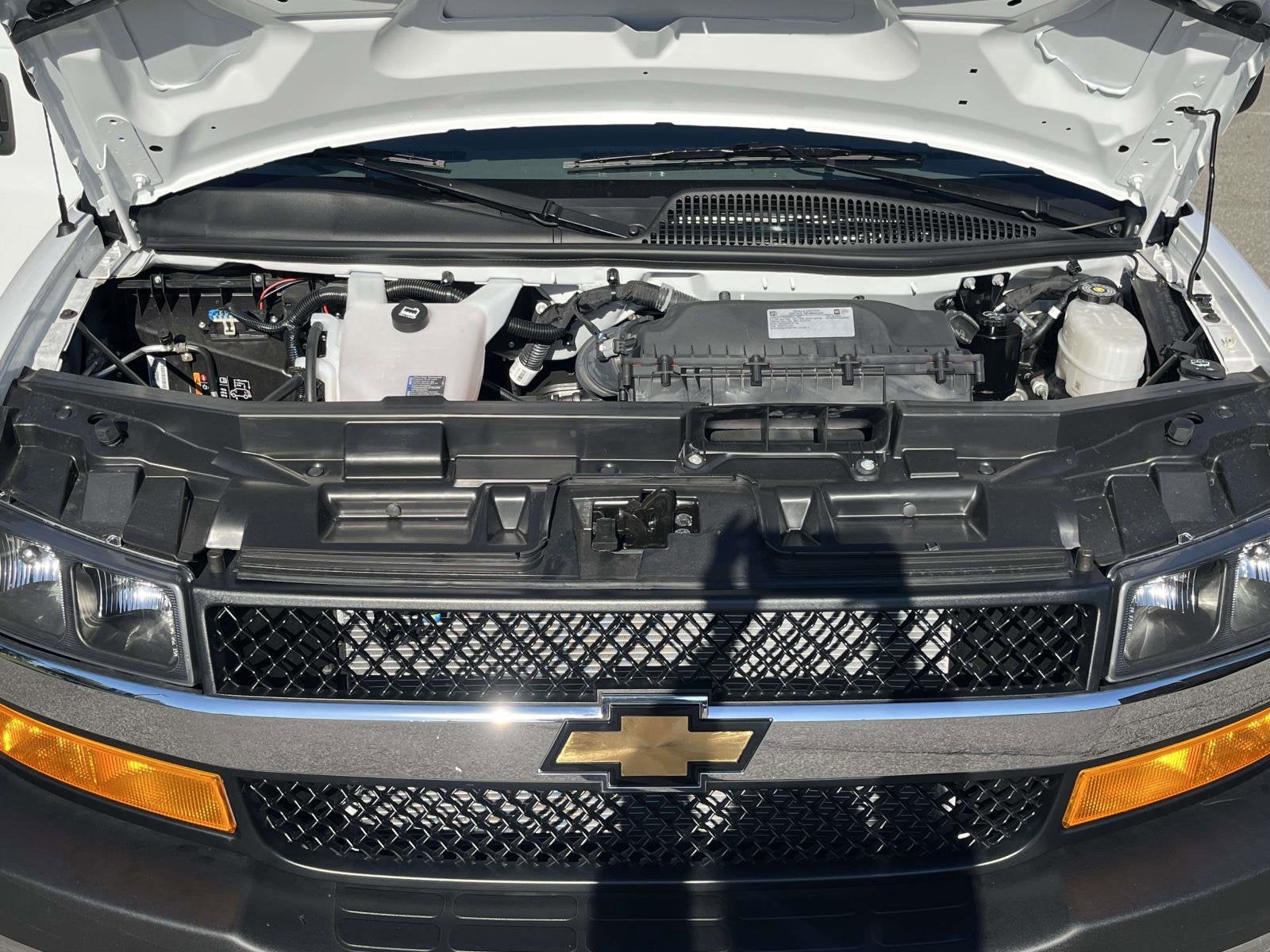 2025 Chevrolet Express Cargo 2500 WT