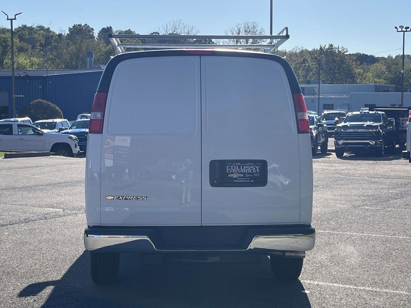 2025 Chevrolet Express Cargo 2500 WT