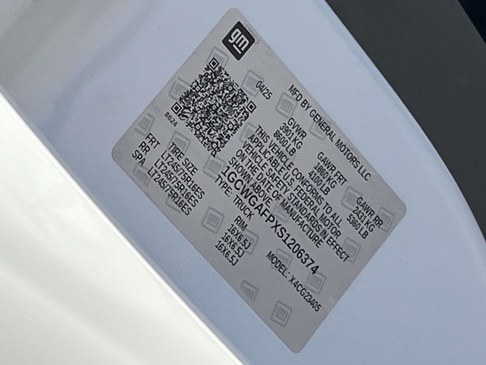 2025 Chevrolet Express Cargo 2500 WT