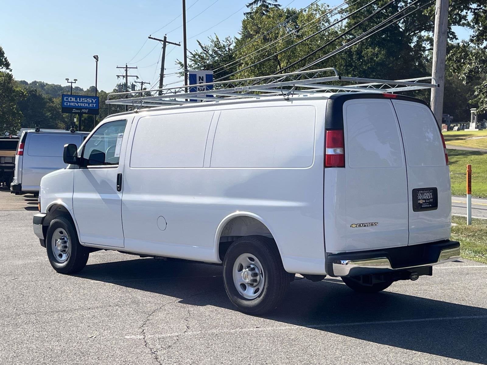 2025 Chevrolet Express Cargo 2500 WT