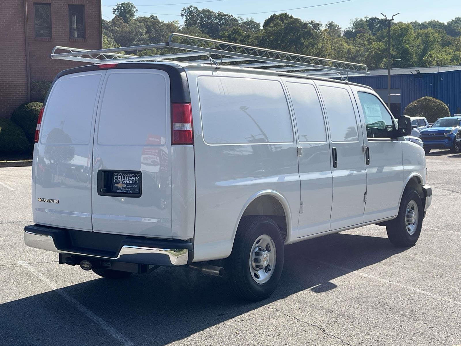 2025 Chevrolet Express Cargo 2500 WT