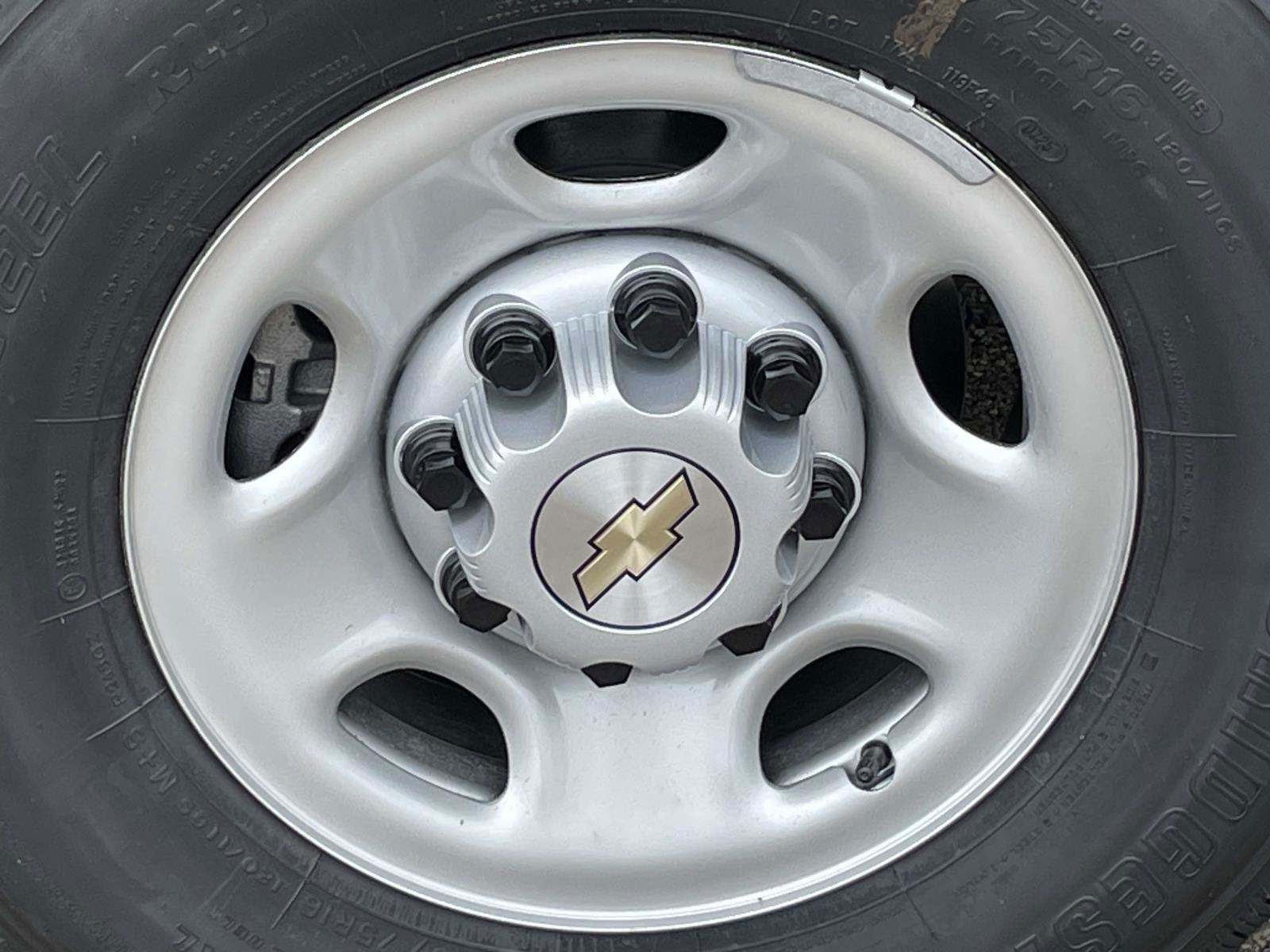 2025 Chevrolet Express Cargo 3500 WT