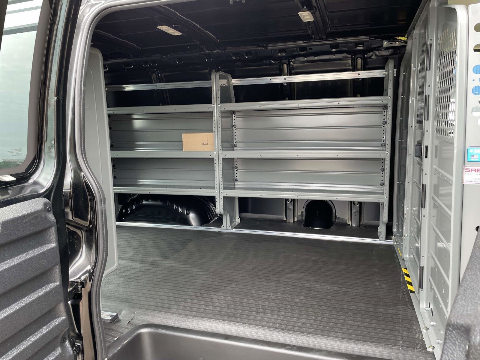 2025 Chevrolet Express Cargo 3500 WT