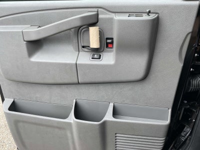 2025 Chevrolet Express Cargo 3500 WT