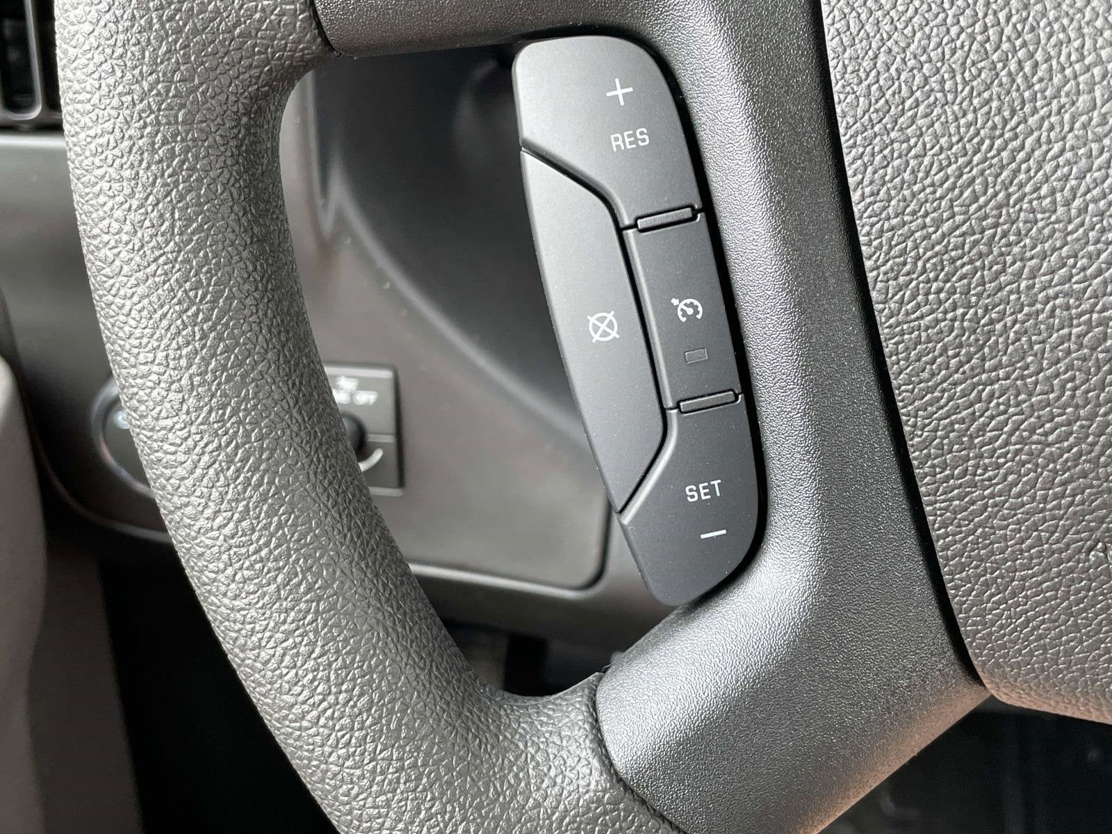 2025 Chevrolet Express Cargo 3500 WT