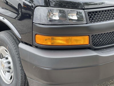 2025 Chevrolet Express Cargo 3500 WT