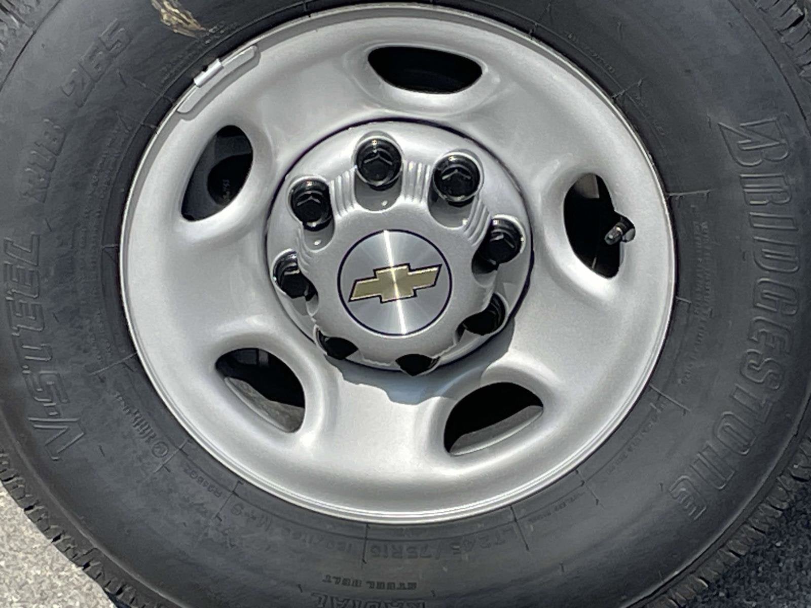 2025 Chevrolet Express Cargo 3500 WT