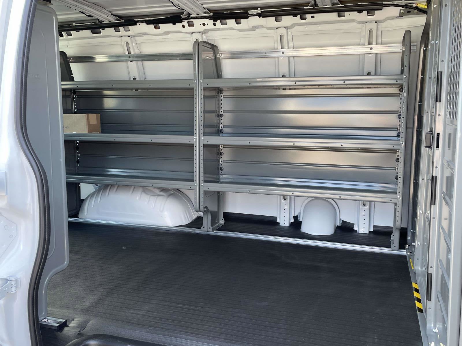 2025 Chevrolet Express Cargo 3500 WT