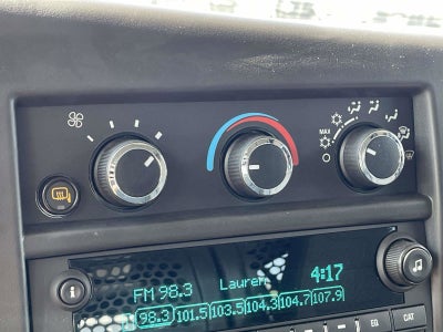 2025 Chevrolet Express Cargo 3500 WT