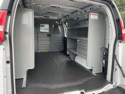 2025 Chevrolet Express Cargo 3500 WT