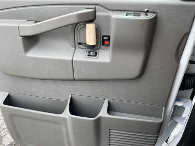 2025 Chevrolet Express Cargo 3500 WT