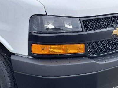 2025 Chevrolet Express Cargo 3500 WT