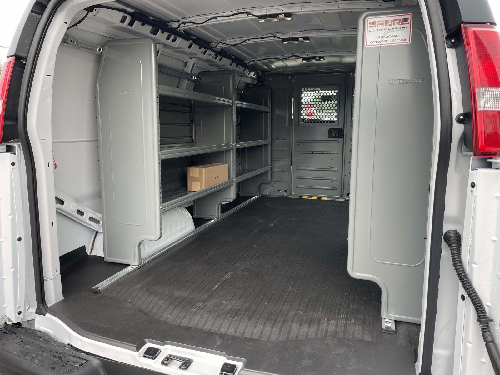 2025 Chevrolet Express Cargo 3500 WT