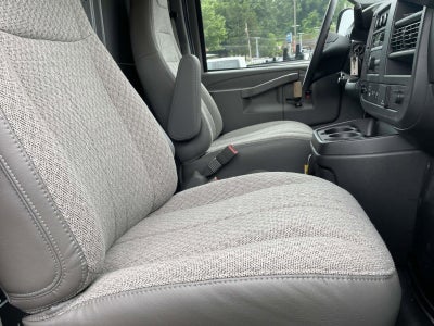 2025 Chevrolet Express Cargo 3500 WT