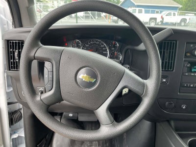 2025 Chevrolet Express Cargo 3500 WT