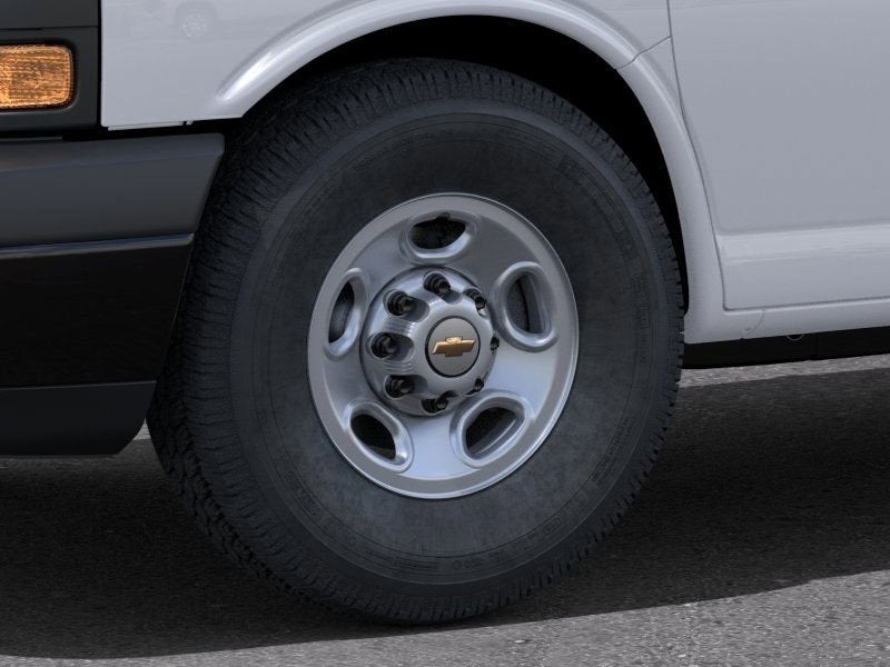 2025 Chevrolet Express Cargo 3500 WT