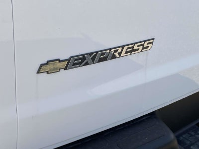 2025 Chevrolet Express Cargo 3500 WT