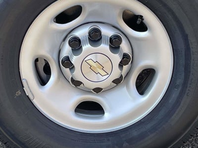 2025 Chevrolet Express Cargo 3500 WT