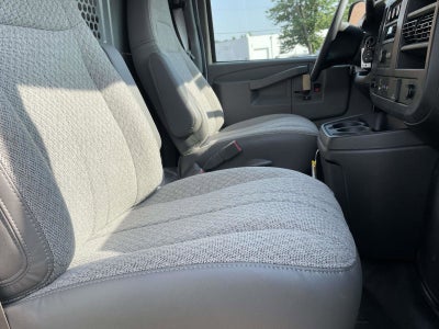 2025 Chevrolet Express Cargo 3500 WT
