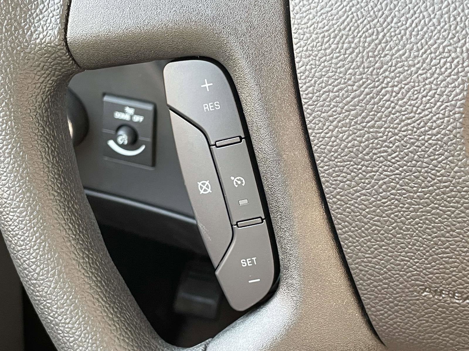 2025 Chevrolet Express Cargo 3500 WT