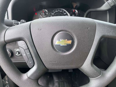 2025 Chevrolet Express Cargo 3500 WT