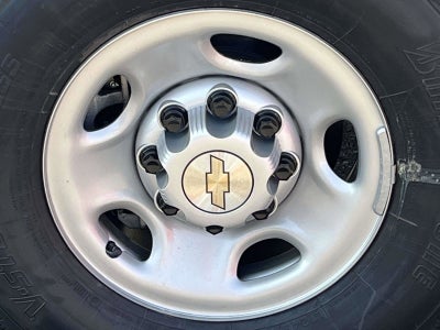 2025 Chevrolet Express Cargo 3500 WT