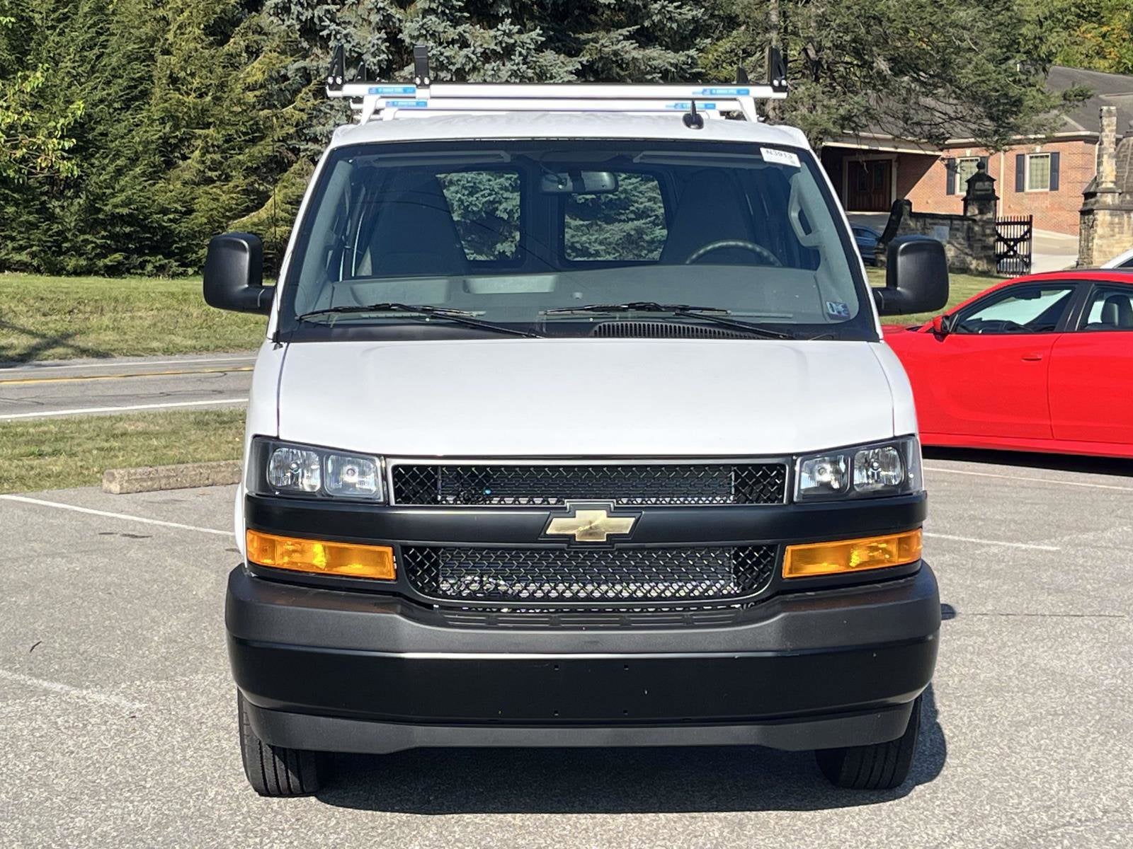 2025 Chevrolet Express Cargo 3500 WT