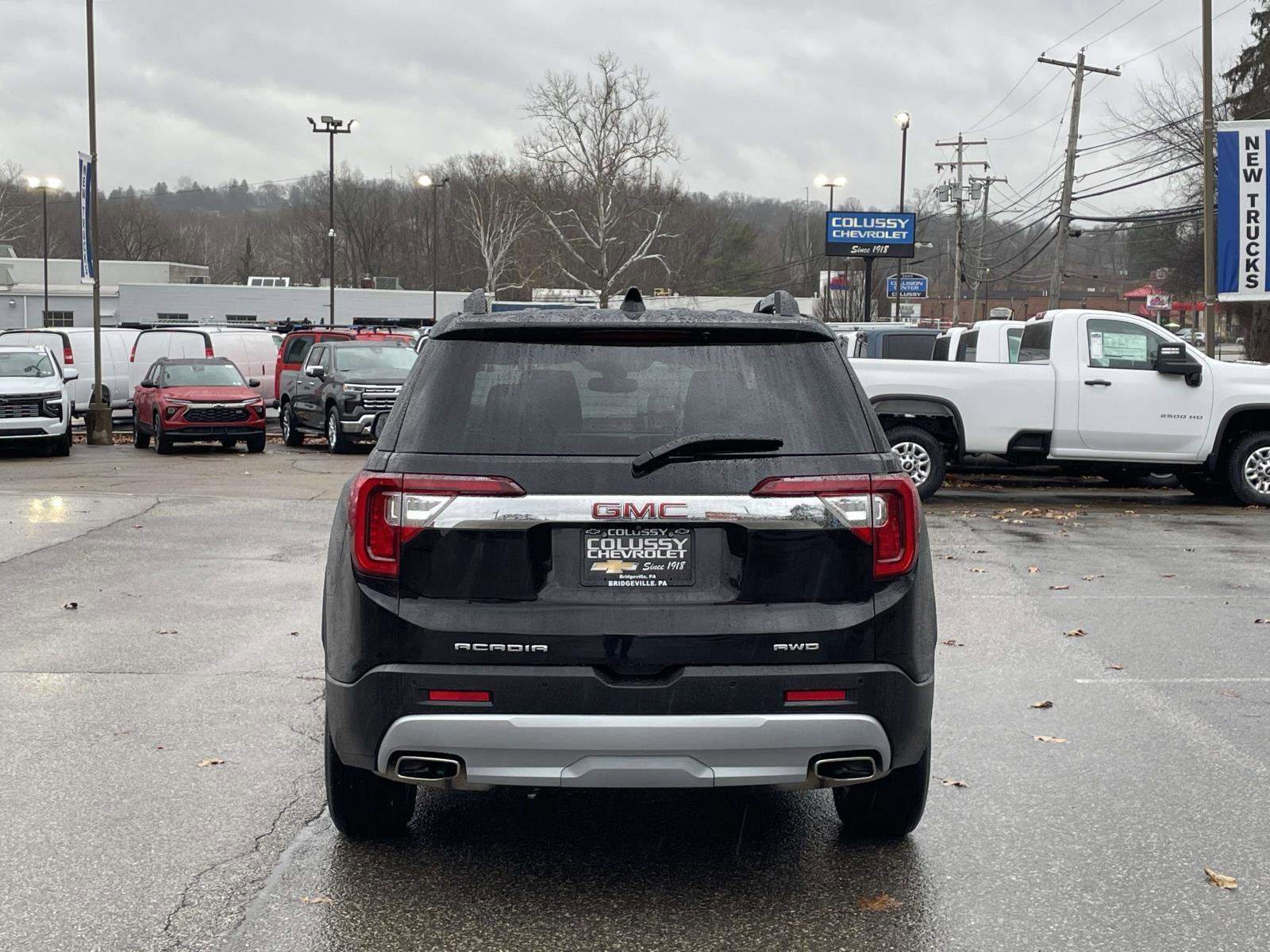 2023 GMC Acadia SLE