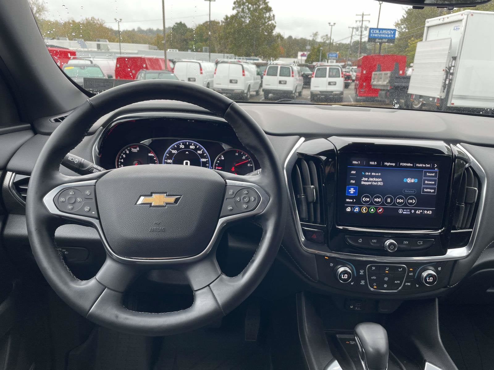 2023 Chevrolet Traverse Premier