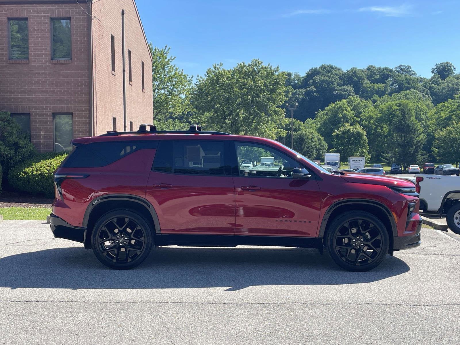 2025 Chevrolet Traverse RS