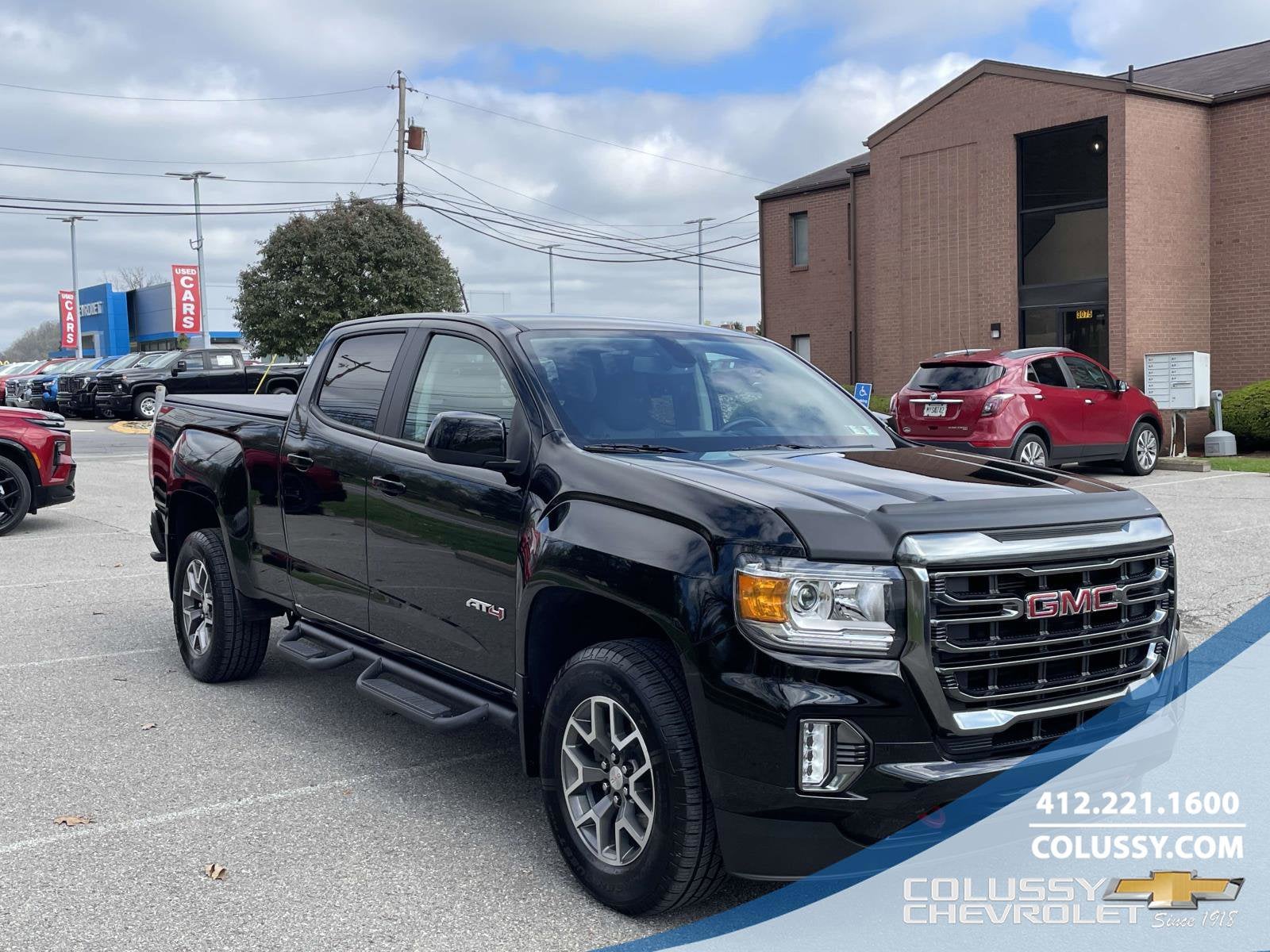 2022 GMC Canyon 4WD AT4 Crew Cab Short Box (Cloth)'s photo
