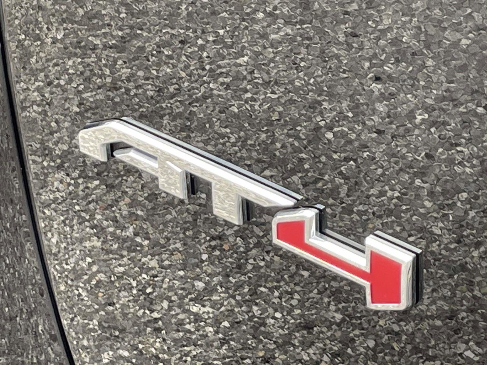 2022 GMC Canyon AT4 - Leather