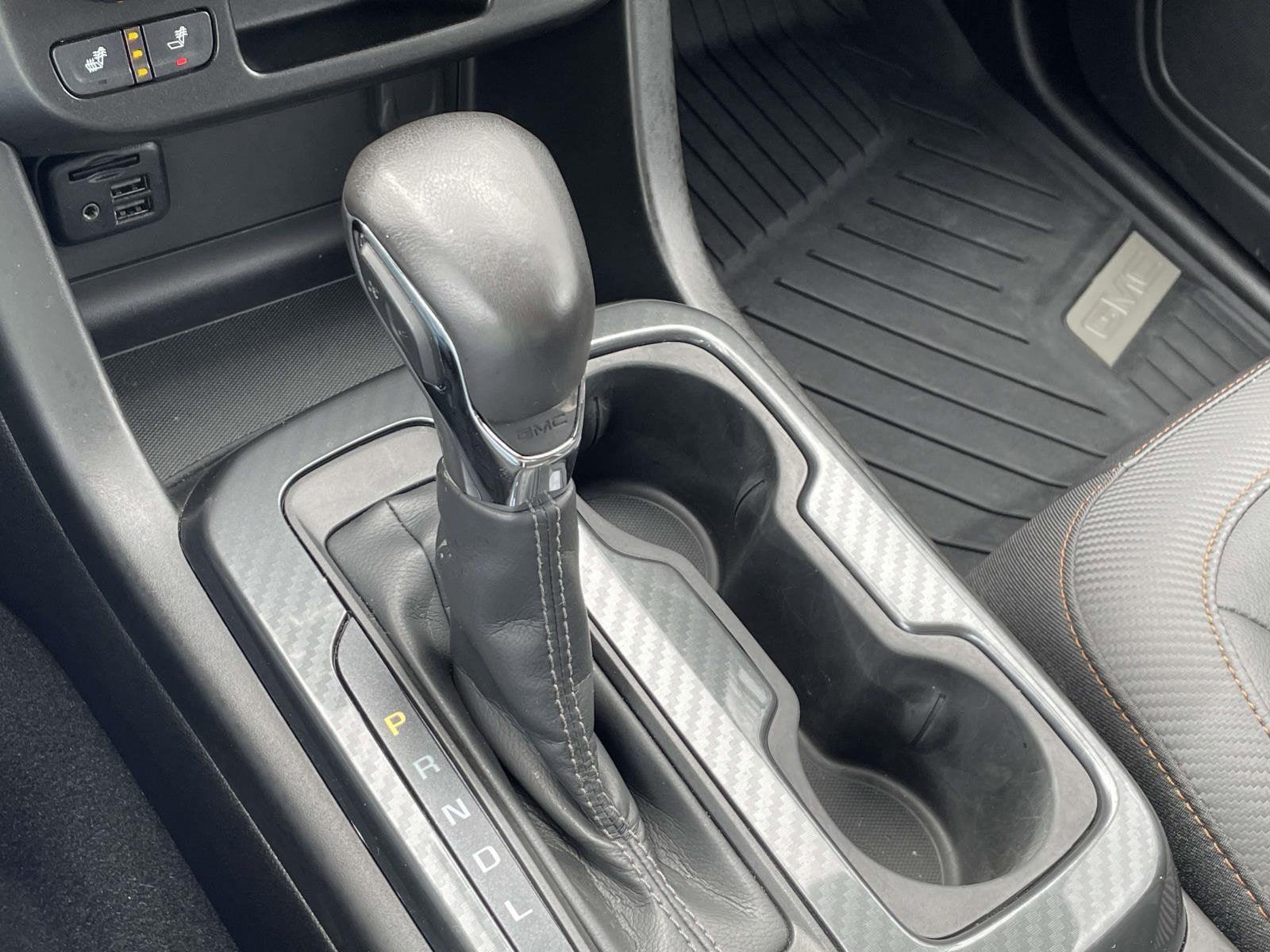 2022 GMC Canyon AT4 - Leather