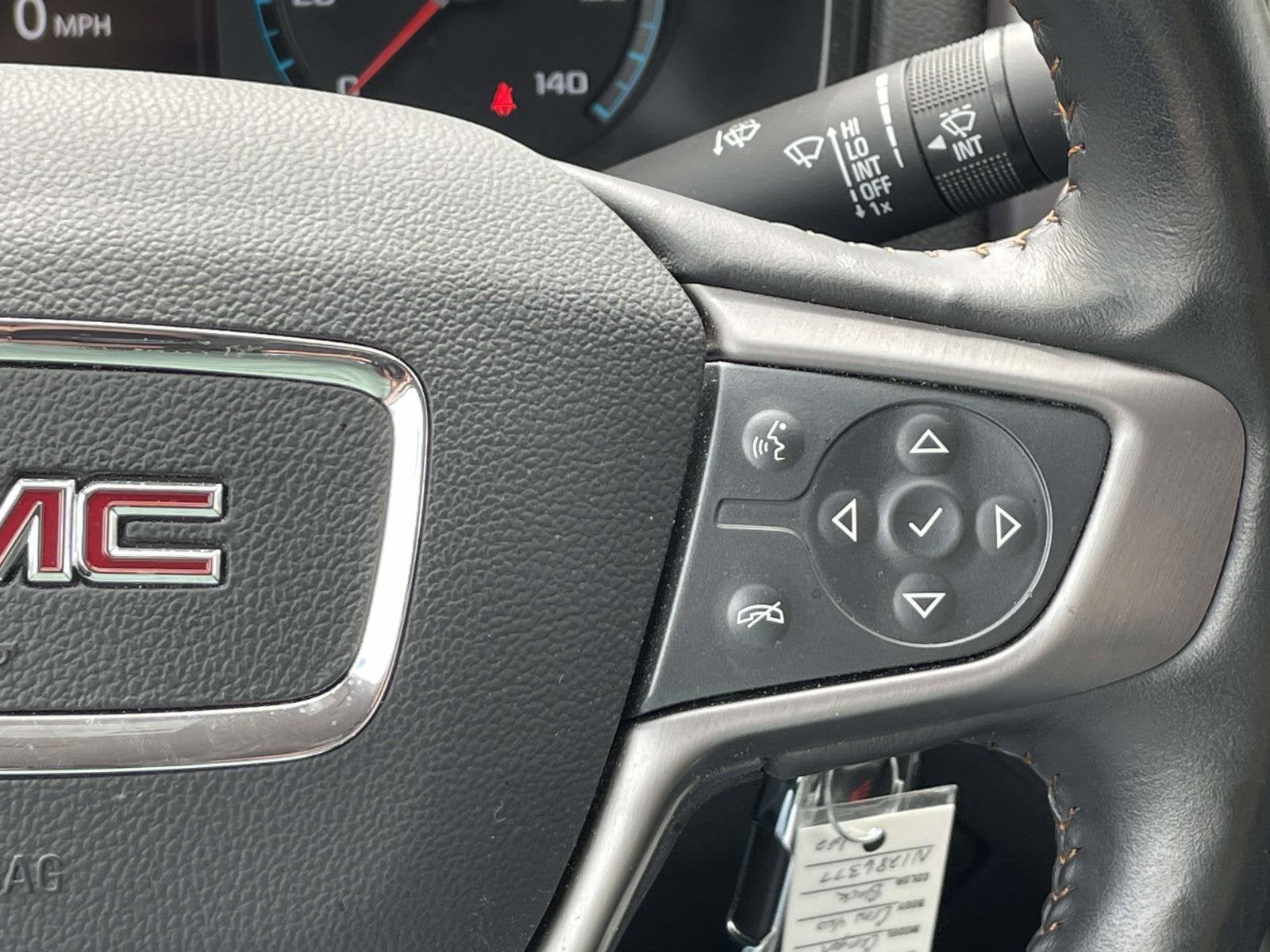 2022 GMC Canyon AT4 - Leather