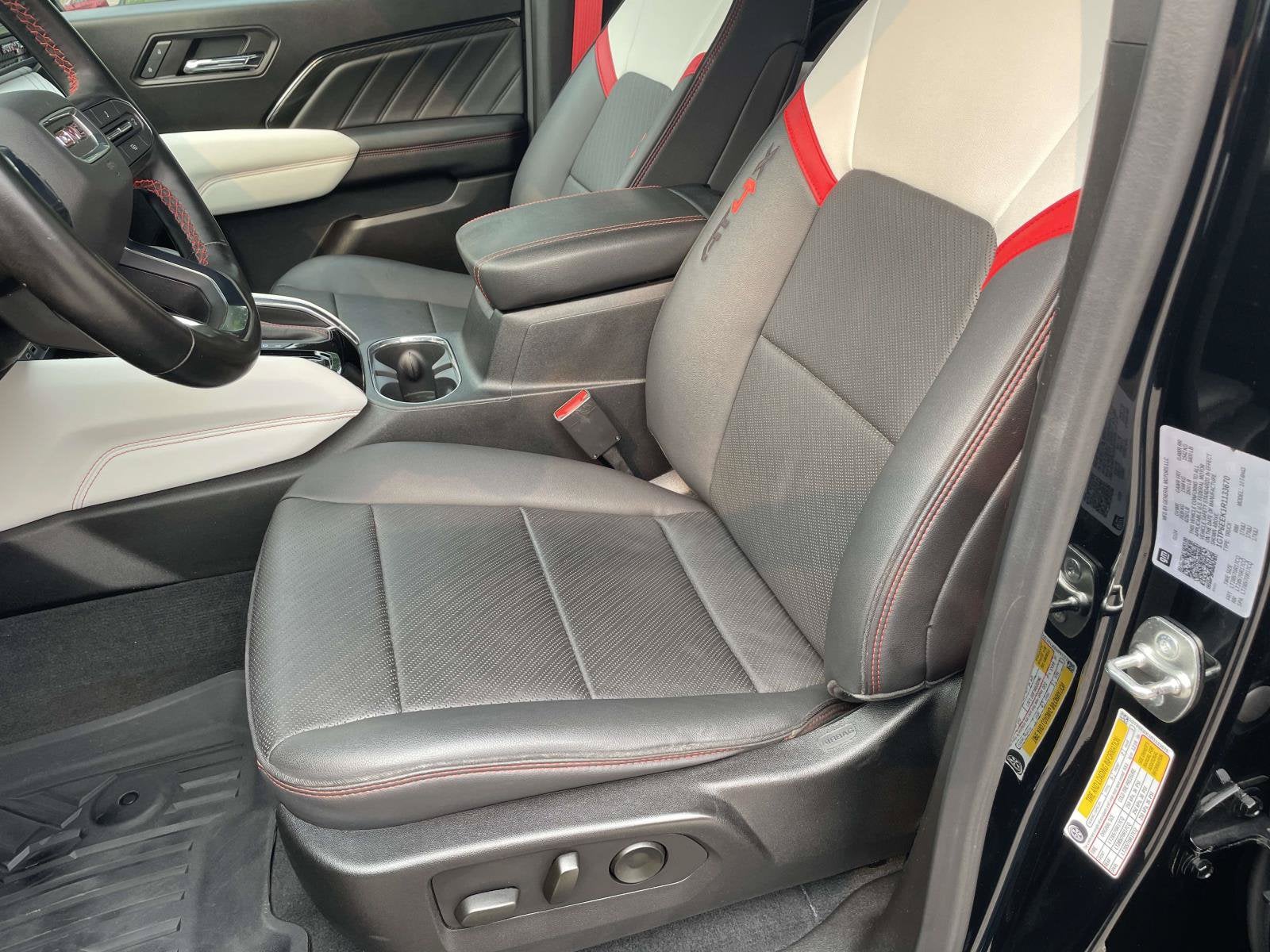 2024 GMC Canyon AT4X