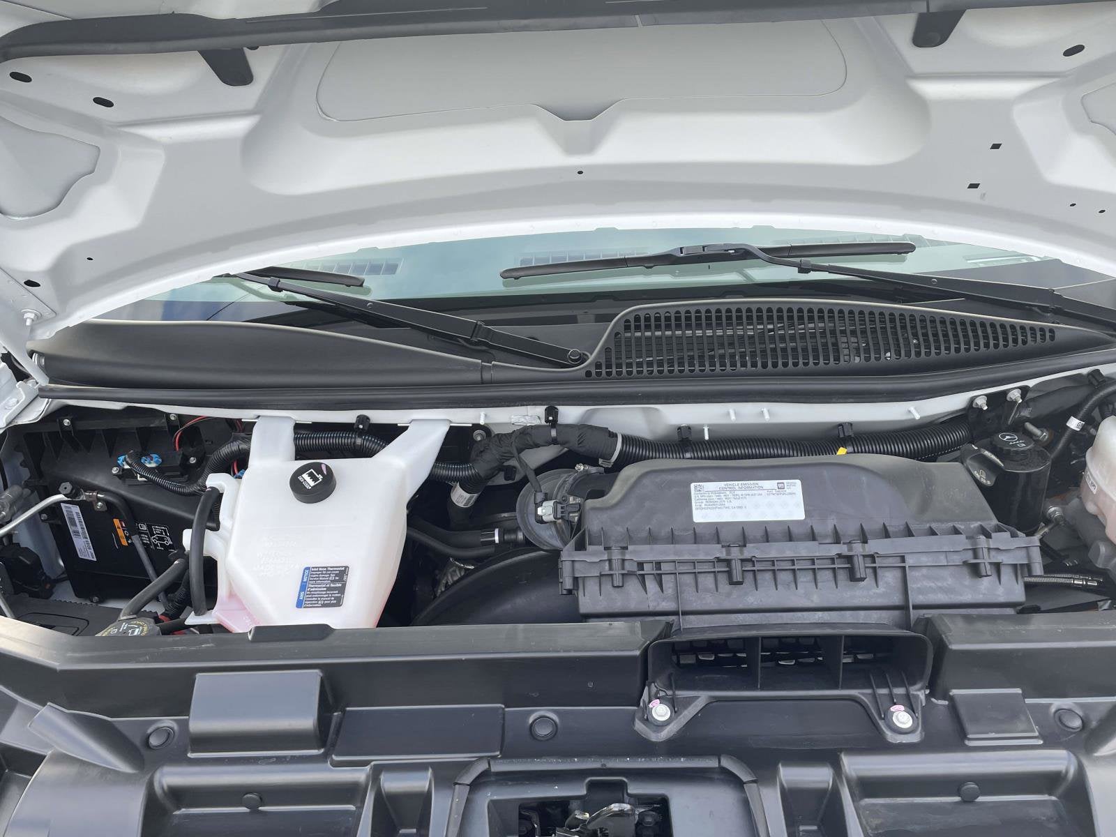 2024 GMC Savana Cargo 2500 Work Van