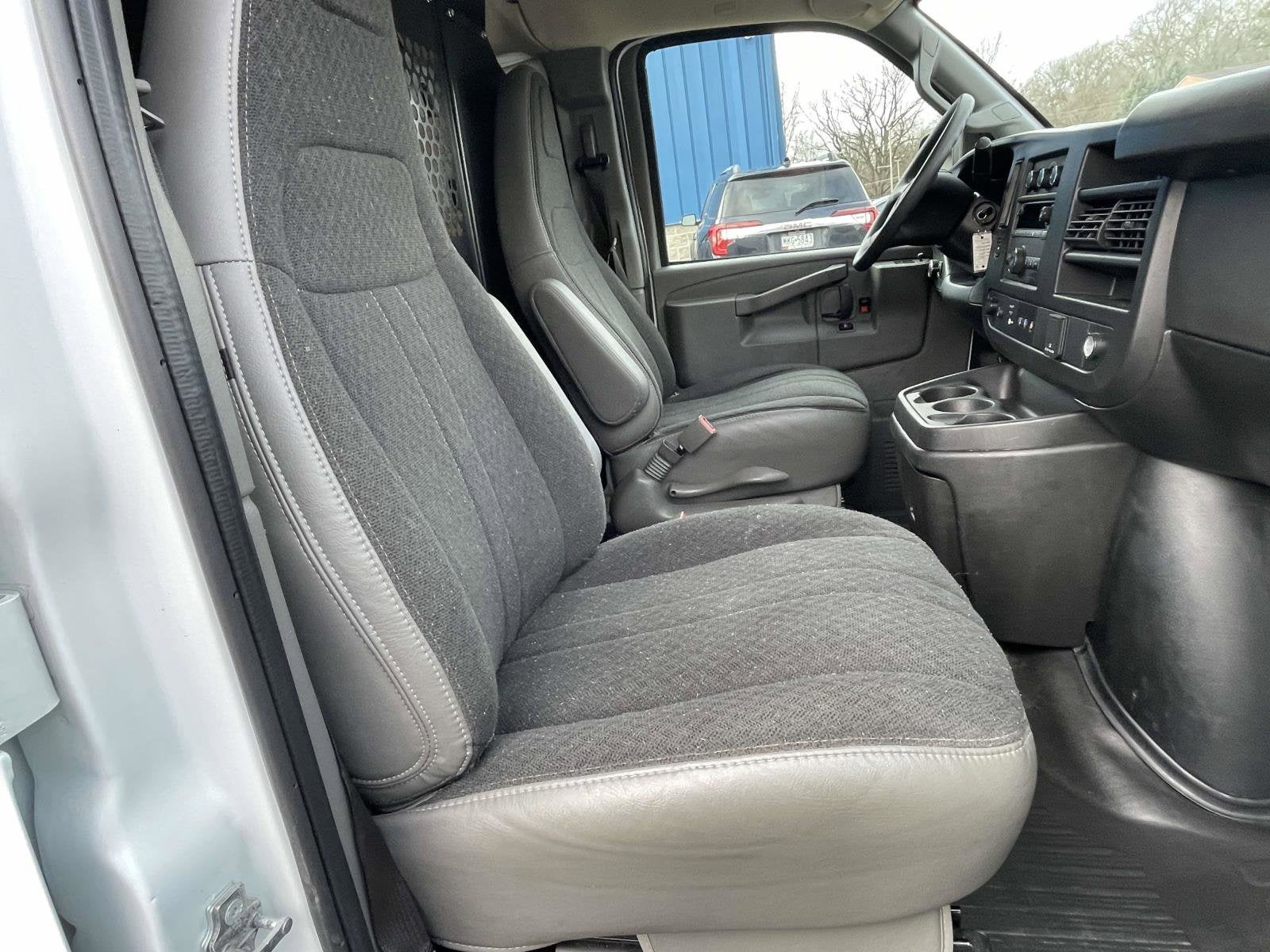 2024 GMC Savana Cargo 2500 Work Van