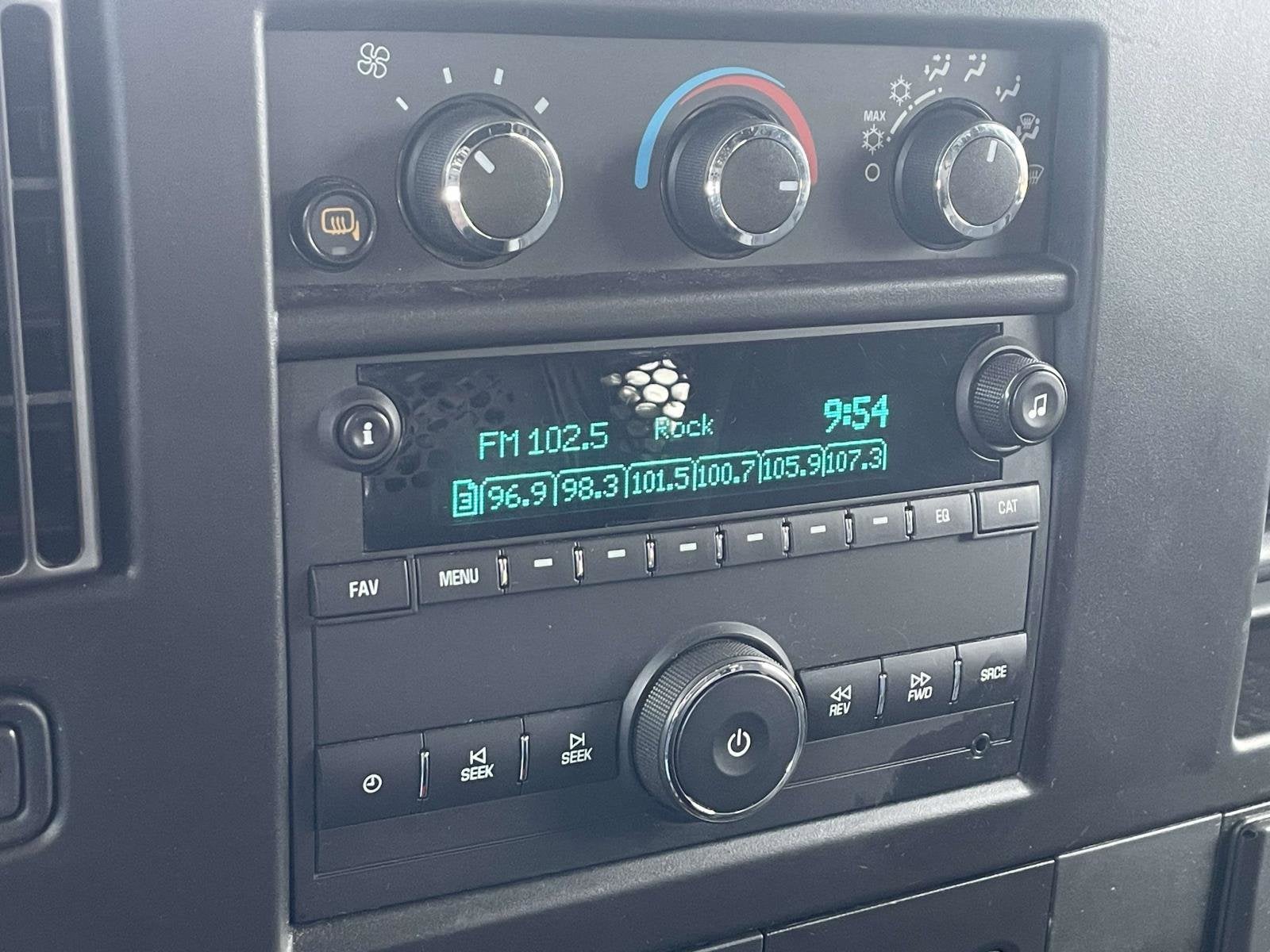 2024 GMC Savana Cargo 2500 Work Van