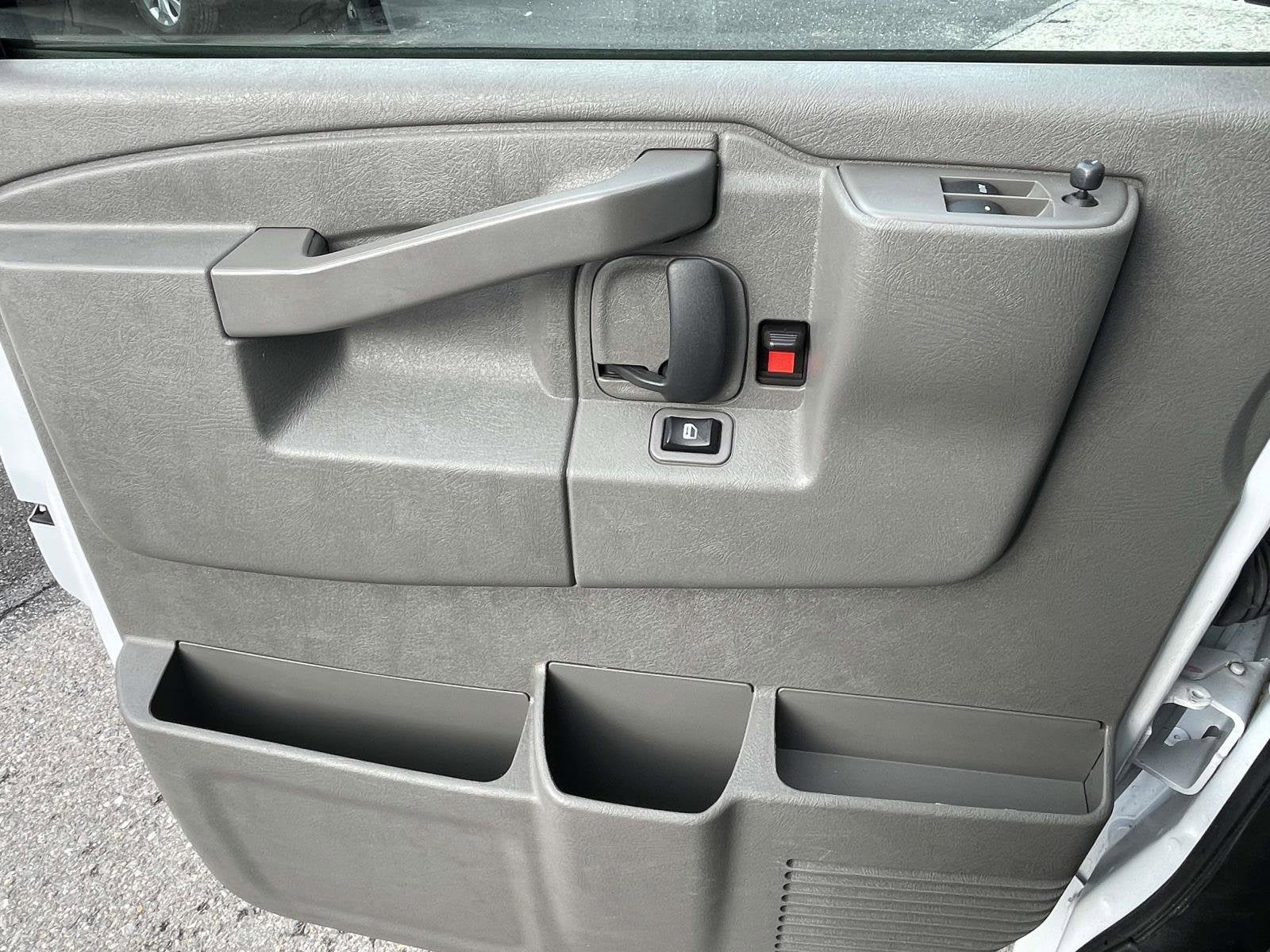 2024 GMC Savana Cargo 2500 Work Van