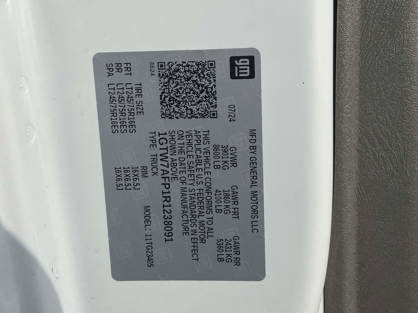 2024 GMC Savana Cargo 2500 Work Van