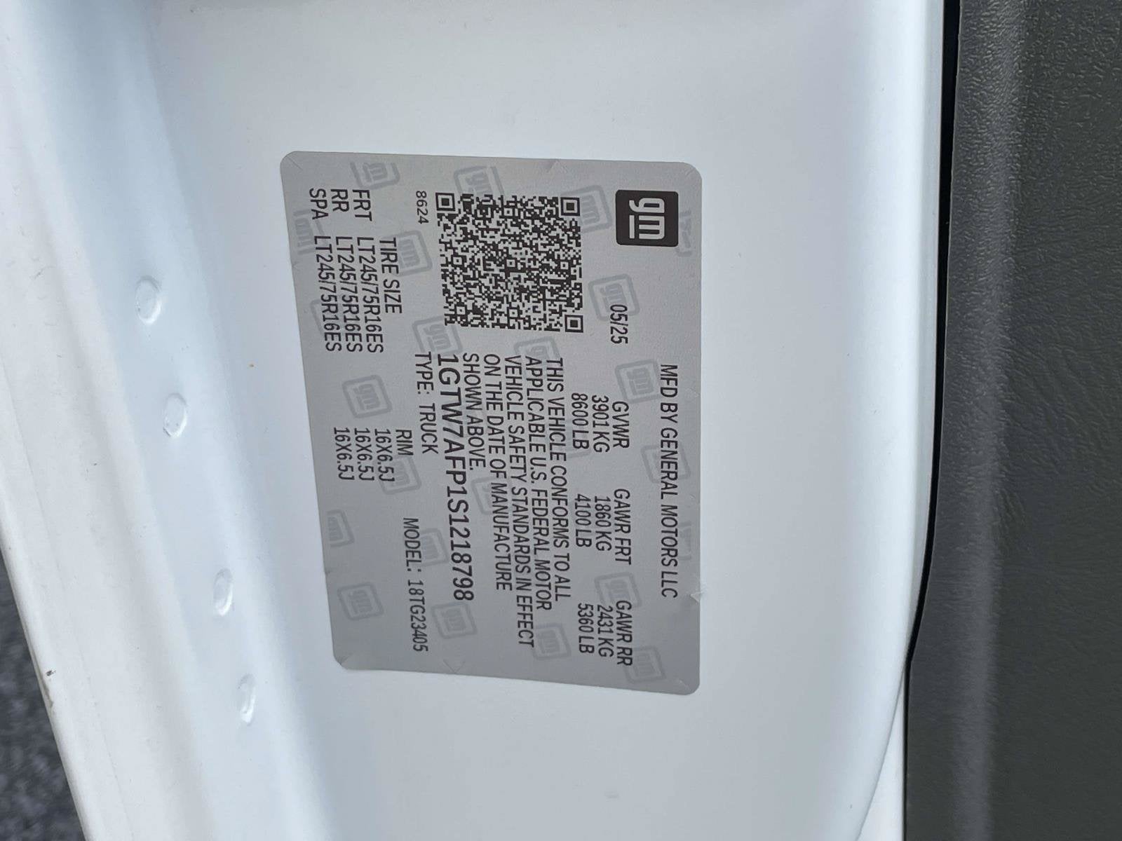 2025 GMC Savana Cargo Work Van