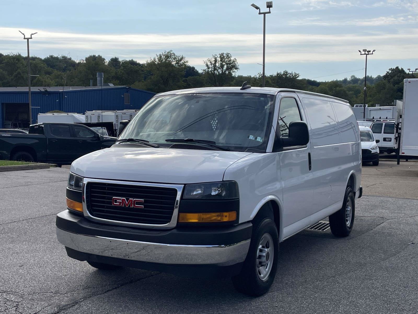 2025 GMC Savana Cargo Work Van